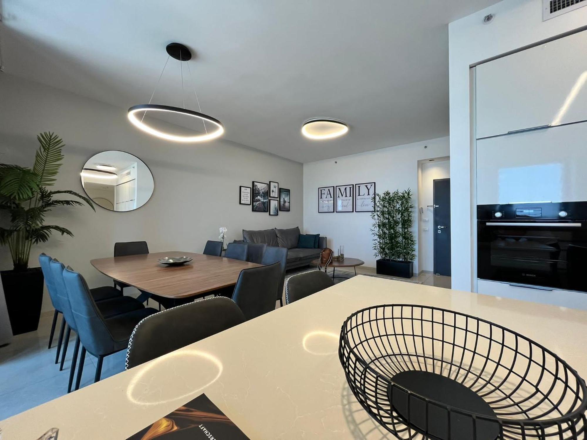 New Luxuries 3 Bedroom Apartment In J Tower エルサレム エクステリア 写真